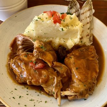 Le Fin de Siècle - Lapin a la Kriek (braised rabbit) - Brasseries Near Me - Brussel, BRU