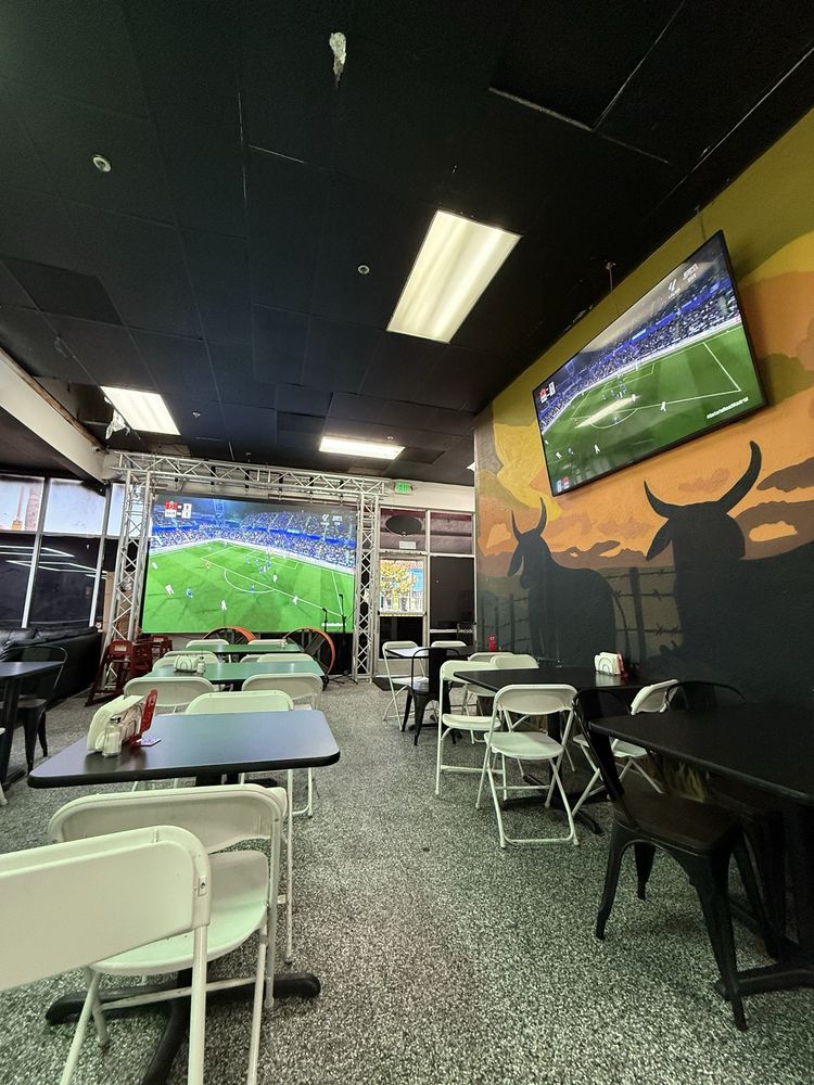 Juancho’s Grill & Bar