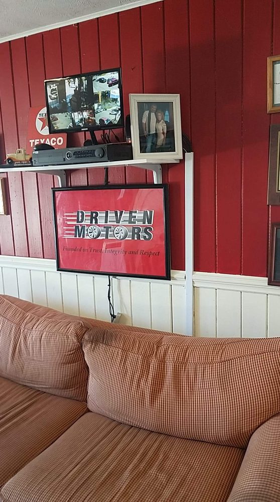 DRIVEN MOTORS Updated September 2024 2301 W Beverley St, Staunton