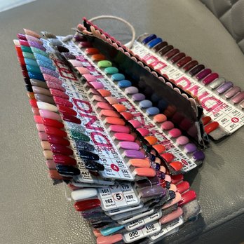 Ivy Nails - Nail Salons Near Me - Racine, Wisconsin