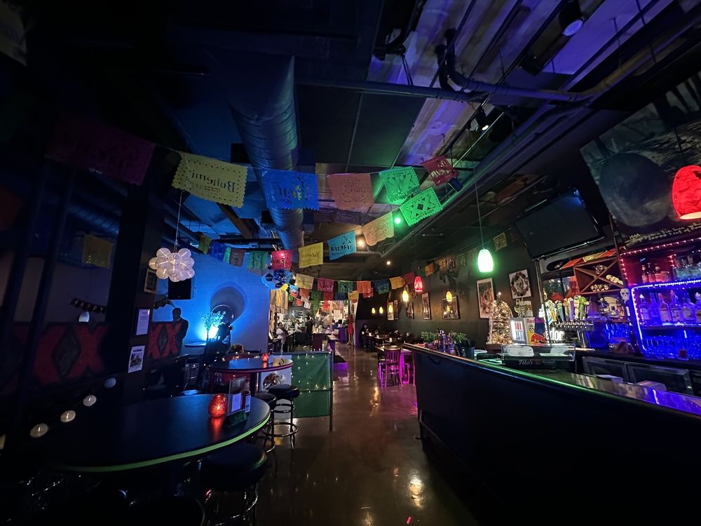 Villa Escondida Restaurant and Bar