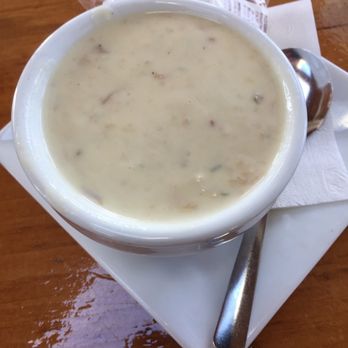 Aquidneck Lobster - New England clam chowder - Seafood Near Me - Newport, Rhode Island Aquidneck Lobster - New England clam chowder - Seafood Near Me - Newport, Rhode Island