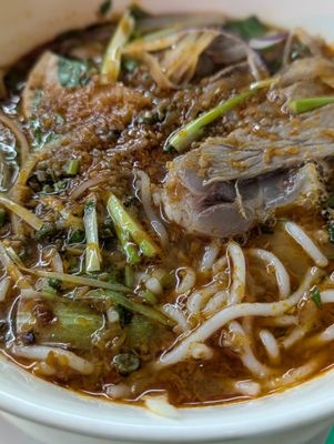 Nudo by null