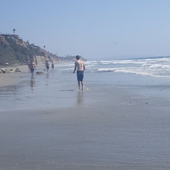 Beacon's Beach - Beaches Near Me - Encinitas, California
