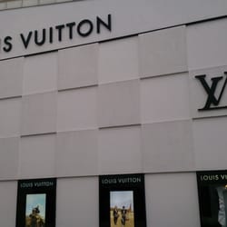 Louis Vuitton - Side facade.