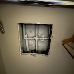 Quality Inn - Missing panel open water lines