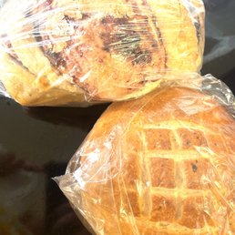 Top: blackberry raspberry swirl Bottom: French loaf Top: blackberry raspberry swirl Bottom: French loaf