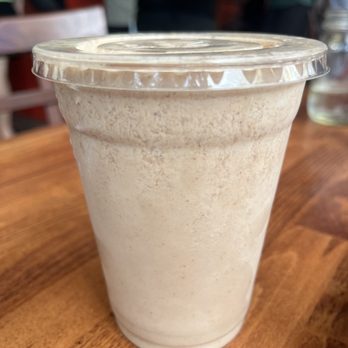 Chez Faby - Banana and strawberry smoothie - French Near Me - Tampa, Florida