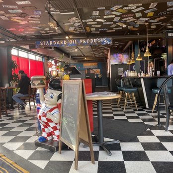 The Filling Station - Interior of restaurant - American Near Me - Bellingham, Washington