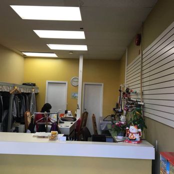Nina's Harmony Tailors - Sewing & Alterations Near Me - Victoria, British Columbia Nina's Harmony Tailors - Sewing & Alterations Near Me - Victoria, British Columbia