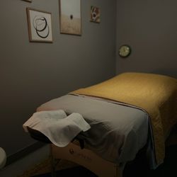 Erin Soule Wellness - Massage room