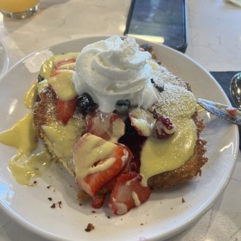 Mimosas - Crème Brûlée French Toast! This was so delicious!! The toast was crispy, fruit very fresh! - Breakfast & Brunch Near Me - Myrtle Beach, South Carolina