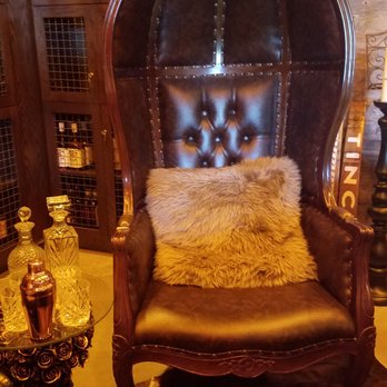 Bosscat Kitchen & Libations - The King's Seat - New American Near Me - Houston, Texas