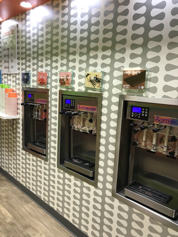 SWEET CREATIONS FROZEN YOGURT CLOSED 14 Photos & 15 Reviews 400