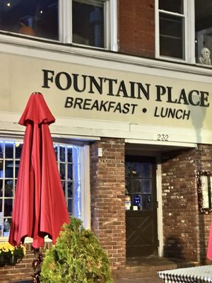 Fountain place restaurant by null