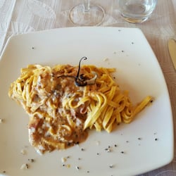 Pizzeria L'Aquila Reale - Ci sono pietanze che colpiscono per il sapore sincero e raffinato ma in questo posto ho potuto scoprire delle eccellenze.