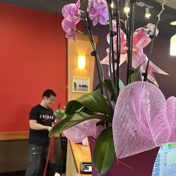 Phamous Cafe - Great staff - Vietnamese Near Me - Goleta, California