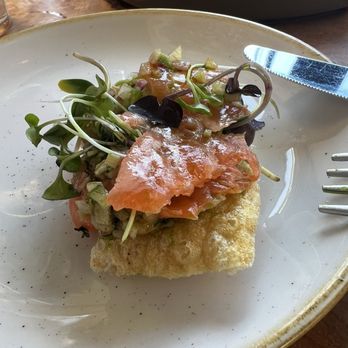 Elements Restaurant - Salmon with pork rinds - Breakfast & Brunch Near Me - Vancouver, Washington