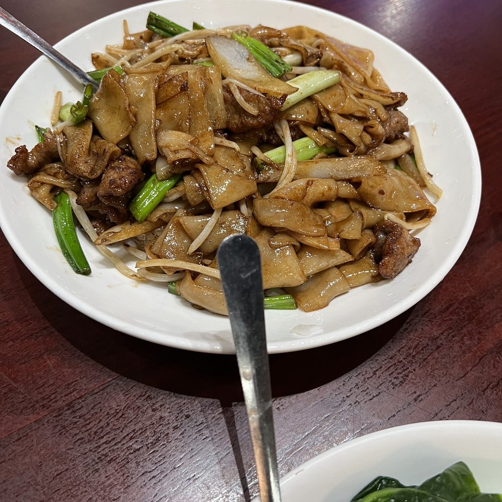 GuangDong Taste - Beef Chow Fun (Dry) - Cantonese Near Me - Virginia Beach, Virginia GuangDong Taste - Beef Chow Fun (Dry) - Cantonese Near Me - Virginia Beach, Virginia