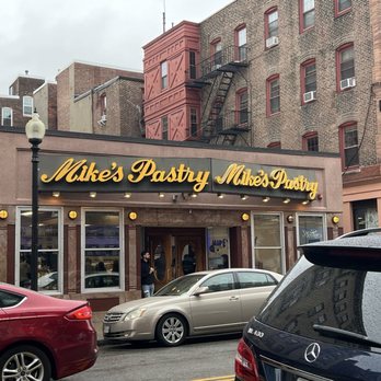Mike's Pastry - Bakeries Near Me - Boston, Massachusetts Mike's Pastry - Bakeries Near Me - Boston, Massachusetts