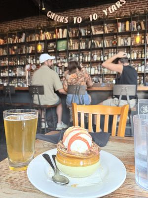 The Pub & The People by null