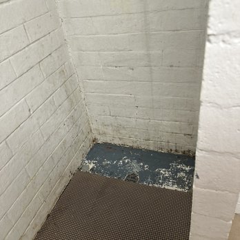Winnemucca RV Park - Showers in the woman's bathroom! Gross!!! - Campgrounds Near Me - Winnemucca, Nevada Winnemucca RV Park - Showers in the woman's bathroom! Gross!!! - Campgrounds Near Me - Winnemucca, Nevada