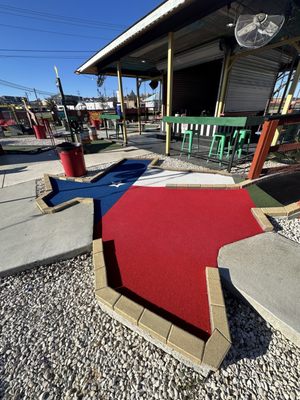 Putt Pub by null