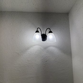 Lugos Electric - Electricians Near Me - Cleveland, Texas Lugos Electric - Electricians Near Me - Cleveland, Texas