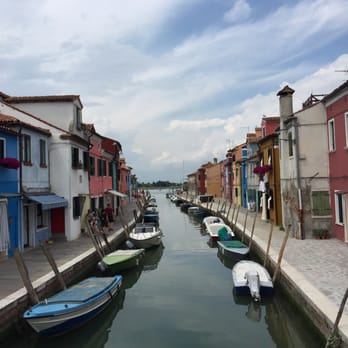 Isola di Burano - Landmarks & Historical Buildings Near Me - Venezia, VE Isola di Burano - Landmarks & Historical Buildings Near Me - Venezia, VE