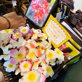 Maui Memories - Women's Clothing Near Me - Lahaina, Hawaii