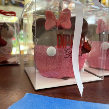Dipped by Dee - Mini mouse apple - Desserts Near Me - Aiea, Hawaii