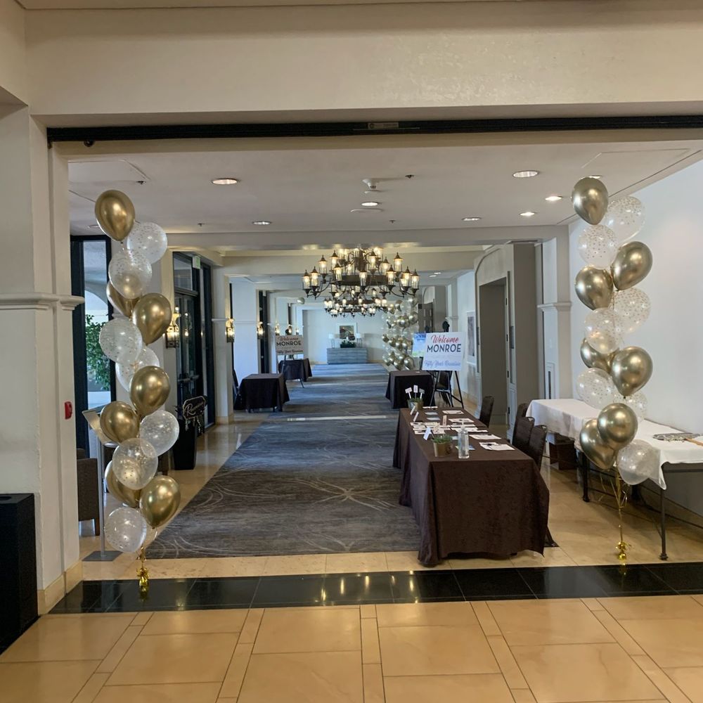 PoP! Balloons - Entrance/foyer at Hyatt Regency Westlake work the balloons were ordered. Don't it look fantastic!! - Balloon Services Near Me PoP! Balloons - Entrance/foyer at Hyatt Regency Westlake work the balloons were ordered. Don't it look fantastic!! - Balloon Services Near Me