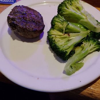 Logan's Roadhouse - 6 ounce sirloin - Steakhouses Near Me - Chico, California Logan's Roadhouse - 6 ounce sirloin - Steakhouses Near Me - Chico, California