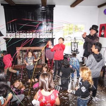 Magician Rich Freeman - Everyone had a BLAST!! Surprise Ending - Magicians Near Me Magician Rich Freeman - Everyone had a BLAST!! Surprise Ending - Magicians Near Me