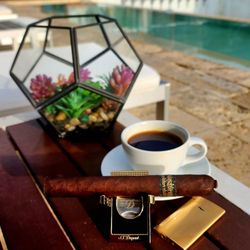Enjoying a Secreto Bar exclusive- Dondurma Golden Child by Dunbarton Tobacco & Trust.