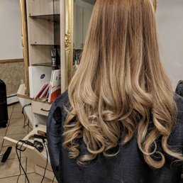 Hair done by Jackie! She's such a sweetheart and very knowledgeable and confident in her craft! I highly  recommend Jackie Hair Salon!