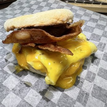 Hamonie Café - Breakfast sandwich - Breakfast & Brunch Near Me - Toronto, Ontario