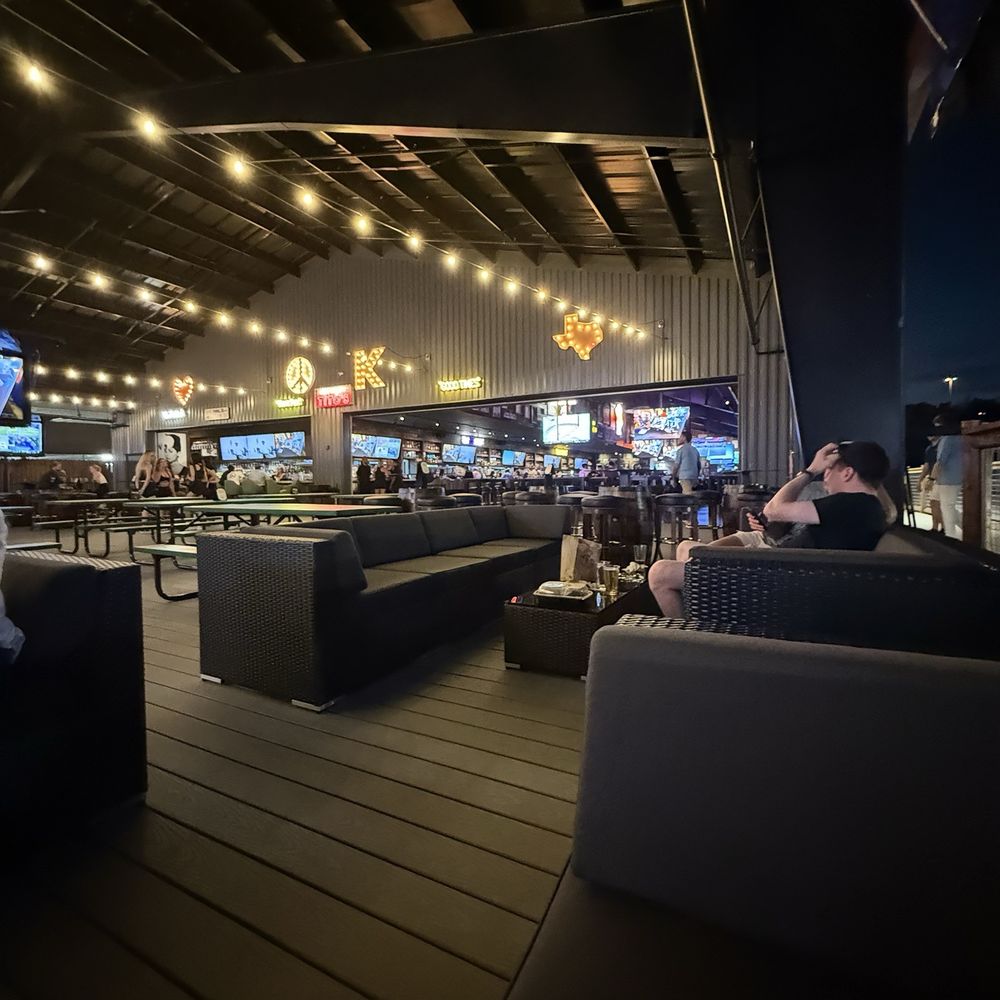 TOP 10 BEST Cozy Date Spot near The Heights, Houston, TX - Updated 2025 -  Yelp