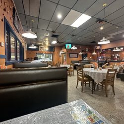 Taqueria Any Lu - Dining room