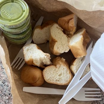 Asumare - Bread and green sauce - Peruvian Near Me - San Fernando, California Asumare - Bread and green sauce - Peruvian Near Me - San Fernando, California