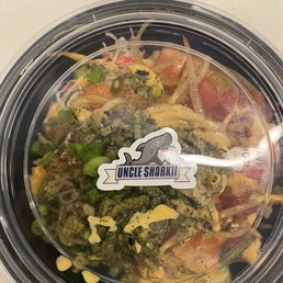 Build my own bowl - salmon, tuna and all the fixings except masago (fish eggs) & jalapeño Build my own bowl - salmon, tuna and all the fixings except masago (fish eggs) & jalapeño