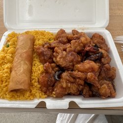 Golden Dragon - General Tso's Chicken (Lunch Special)