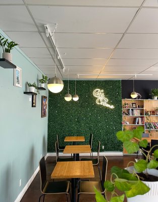 Café Crème - Oltorf by null