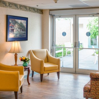 Brinton Manor - Skilled Nursing Near Me - Glen Mills, Pennsylvania