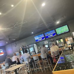 Moontower Bar & Grill - Bar