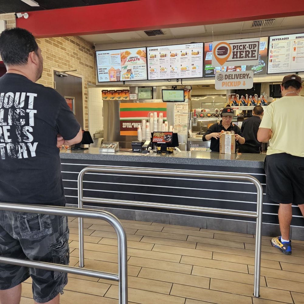 Burger King - Order here, stay in line - Fast Food Near Me - Kapolei, Hawaii Burger King - Order here, stay in line - Fast Food Near Me - Kapolei, Hawaii