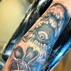 Artsy Culture Tattoo & Art Collective - Black and grey realism/ trippy/ demonic