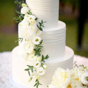 Fantasy Frostings - a wedding cake with white flowers - Custom Cakes Near Me Fantasy Frostings - a wedding cake with white flowers - Custom Cakes Near Me