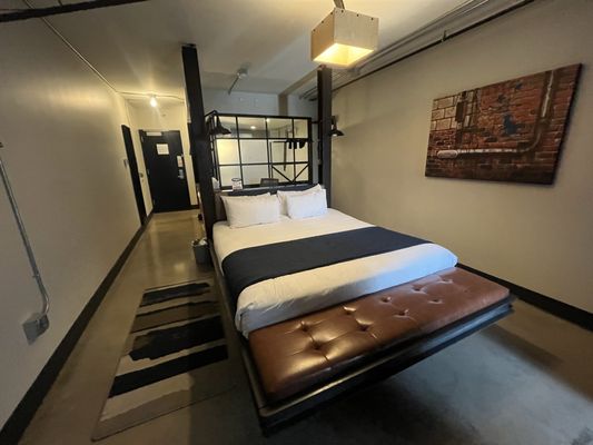 FOUND:RE Phoenix Hotel by null