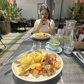 Sweet Maple - Eggs benedict - New American Near Me - Walnut Creek, California Sweet Maple - Eggs benedict - New American Near Me - Walnut Creek, California